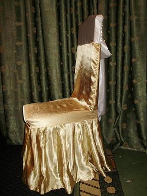 Скатерти и чехлы на стулья
